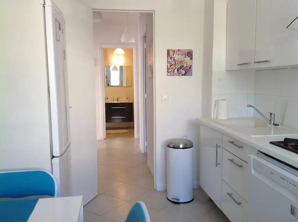 Apartment Grand Appartement Terrasse Parking Nice